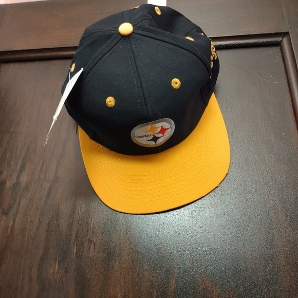 2001 Pittsburgh Steelers Inaugural Cap - Picture 4 of 13